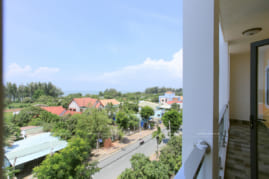 Chụp view cửa sổ - ban công khách sạn