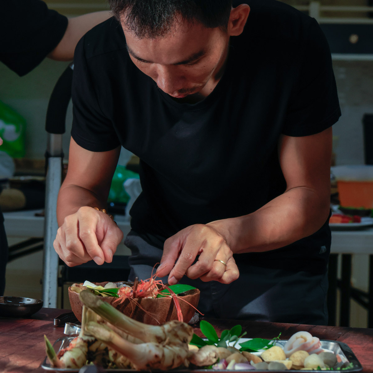 Photographer Hồ Công Cường - Dịch vụ chụp hình menu chuyên nghiệp